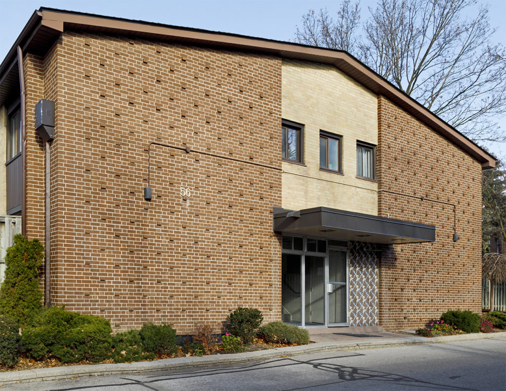 4654 Three valleys Drive